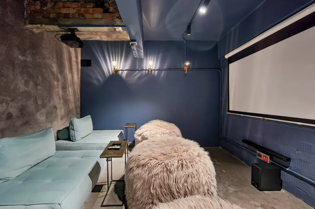 BlackBric screening room